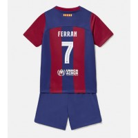Barcelona Ferran Torres #7 Replika babykläder Hemmaställ Barn 2023-24 Kortärmad (+ korta byxor)